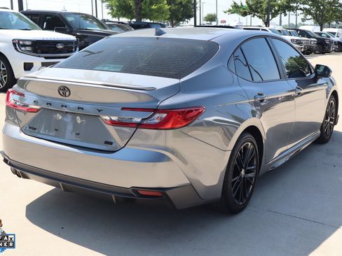 Used 2026 Toyota Camry SE w/ Convenience Package FWD image 3