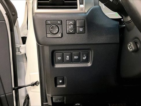 Used 2023 Lexus GX 460 Premium w/ Premium Plus Package AWD/4WD image 15