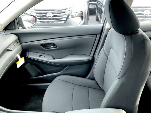 New 2025 Nissan Sentra S image 31