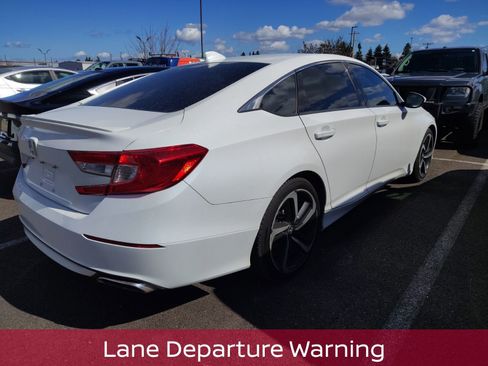 Used 2018 Honda Accord Sport image 4