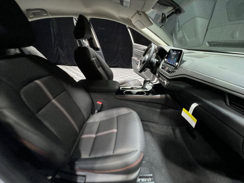 New 2025 Nissan Altima 2.5 SR image 19