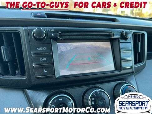 Used 2015 Toyota RAV4 LE image 10