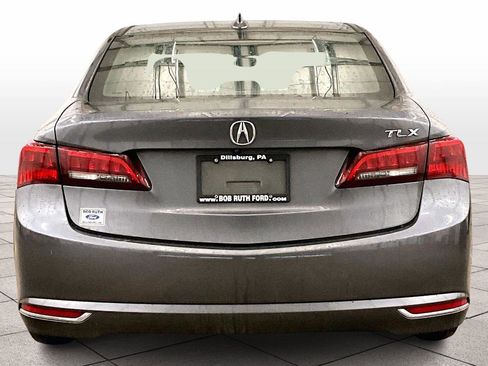 Used 2017 Acura TLX w/ Technology Package image 4