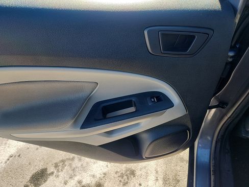 Used 2021 Ford EcoSport S image 27