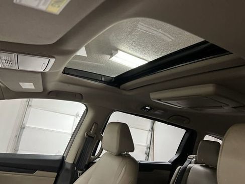 Used 2019 Honda Odyssey EX-L image 19
