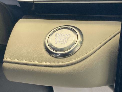 Used 2026 Lincoln Nautilus Reserve image 28