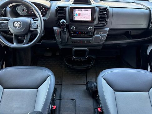 Used 2025 RAM ProMaster 2500 w/ Convenience Group FWD image 18