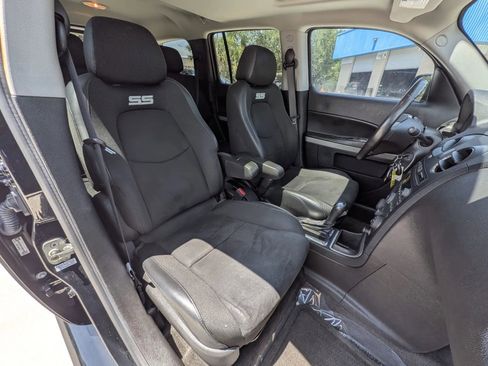 Used 2010 Chevrolet HHR SS FWD image 8