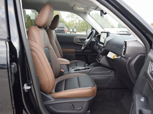 New 2025 Ford Bronco Sport Outer Banks image 23