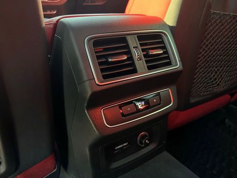 Used 2019 Audi SQ5 Premium Plus w/ Premium Plus Package image 20