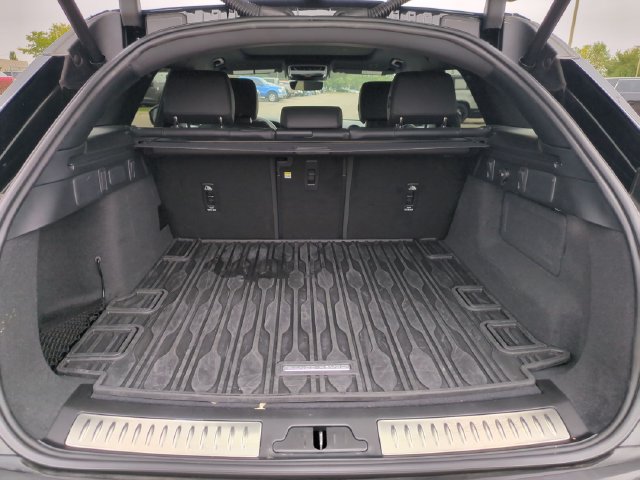 Used 2026 Land Rover Range Rover Velar Dynamic SE AWD/4WD image 16