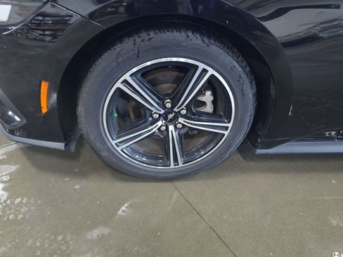 Used 2024 Ford Mustang Premium image 21