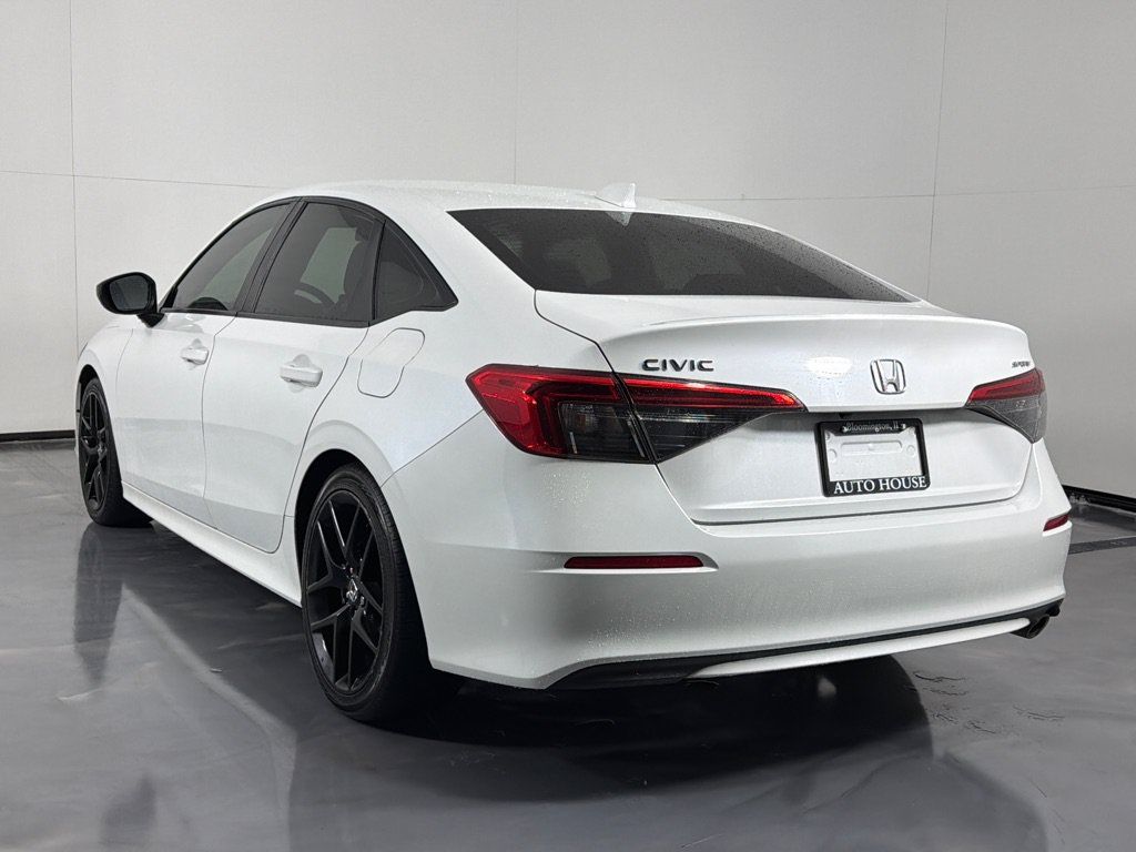 Used 2022 Honda Civic Sport image 4
