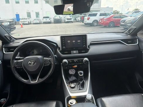 Used 2020 Toyota RAV4 XSE AWD/4WD image 5