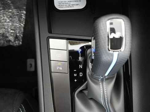 New 2026 Hyundai Elantra N FWD image 35