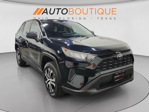 Used 2022 Toyota RAV4 LE AWD/4WD image 7