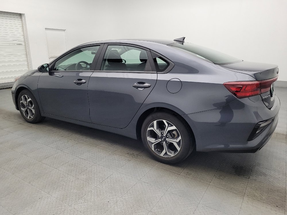 Used 2020 Kia Forte LXS FWD image 3