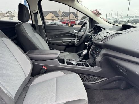 Used 2018 Ford Escape SE image 11