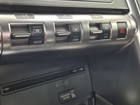 Used 2009 Nissan GT-R Premium AWD/4WD image 21