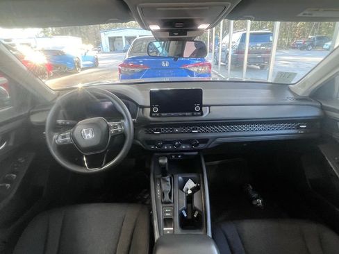 Used 2024 Honda Accord EX image 9