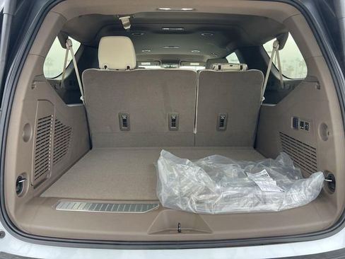 New 2026 GMC Yukon XL Denali image 29