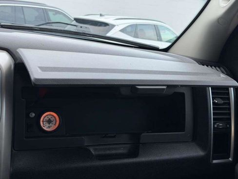 Used 2018 Land Rover Range Rover Sport HSE Dynamic AWD/4WD image 34