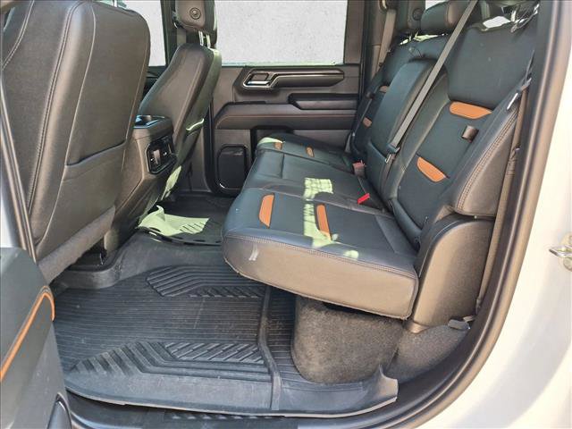 Used 2024 GMC Sierra 2500 AT4 w/ AT4 Premium Plus Package AWD/4WD image 19