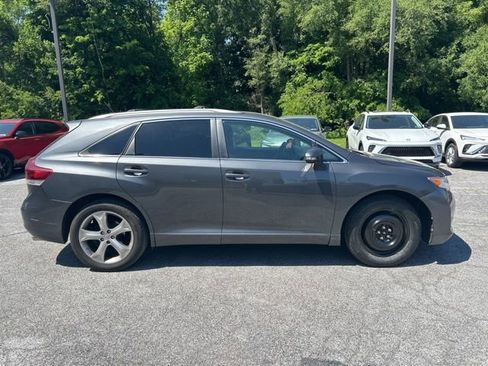 Used 2013 Toyota Venza LE w/ LE Convenience Pkg AWD/4WD image 3