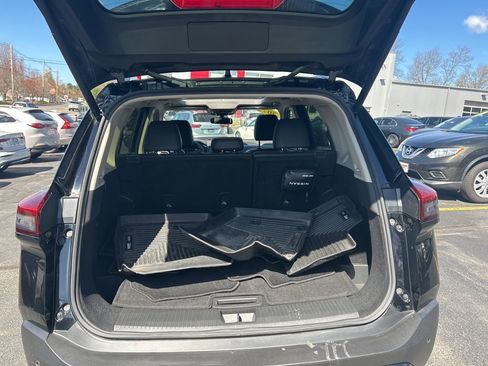 Certified 2023 Nissan Rogue SV w/ SV Premium B Package AWD/4WD image 26