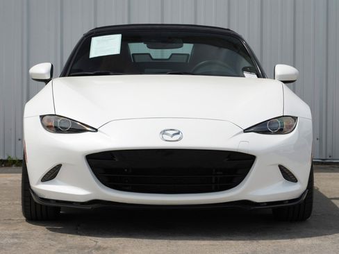 Used 2022 MAZDA MX-5 Miata Grand Touring w/ Appearance Package image 6