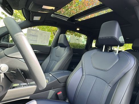 New 2026 INFINITI QX60 Sport w/ Dark Cargo Package image 8