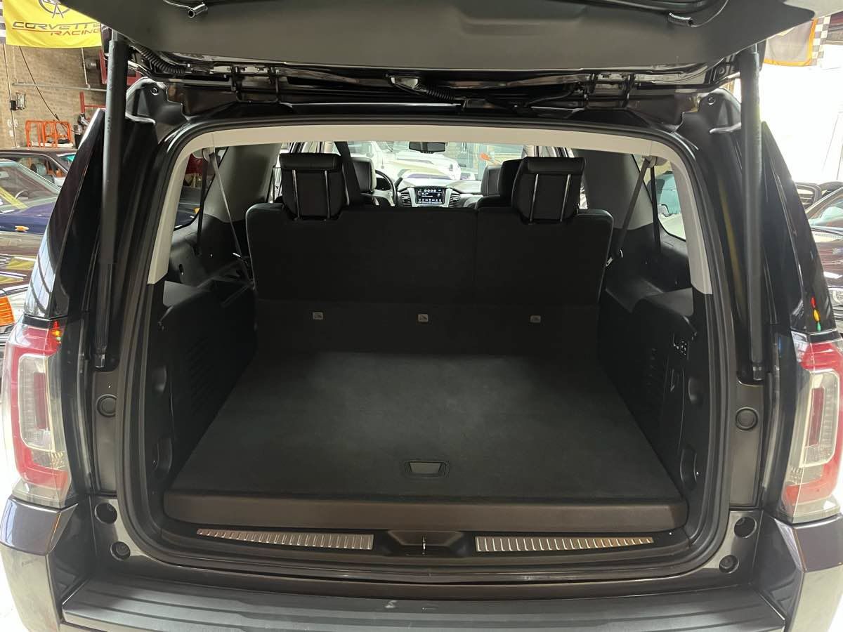 Used 2017 GMC Yukon XL SLT w/ HD Trailering Package AWD/4WD image 28