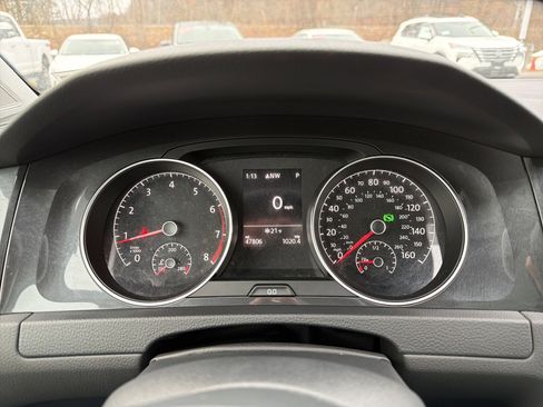 Used 2019 Volkswagen Golf Alltrack SE image 16