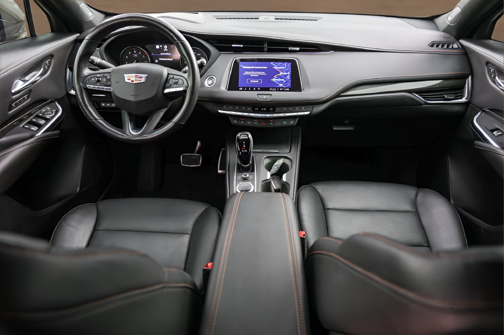 Certified 2023 Cadillac XT4 Sport FWD image 26