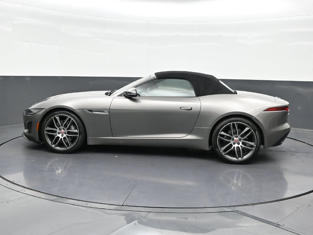 Used 2021 Jaguar F-TYPE Convertible RWD image 2