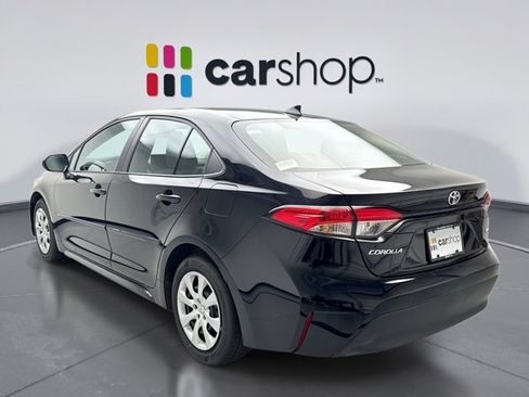 Used 2026 Toyota Corolla LE FWD image 3