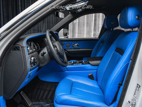 Used 2023 Rolls-Royce Cullinan image 22