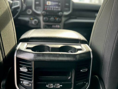 Used 2019 RAM 1500 Big Horn AWD/4WD image 16