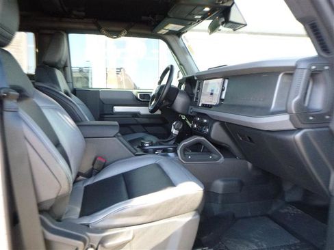 Used 2024 Ford Bronco Big Bend image 8