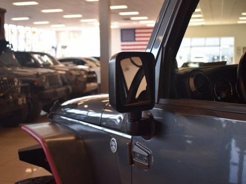 Used 2014 Jeep Wrangler Sport w/ Quick Order Package 24S AWD/4WD image 33