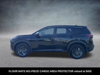 Used 2023 Nissan Rogue S video 2