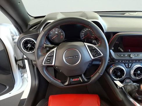 Used 2021 Chevrolet Camaro SS image 14