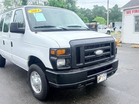 Used 2014 Ford E-350 and Econoline 350 Super Duty RWD image 4