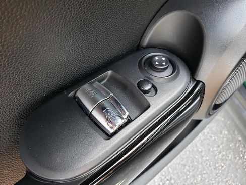 Used 2023 MINI Cooper S FWD image 18