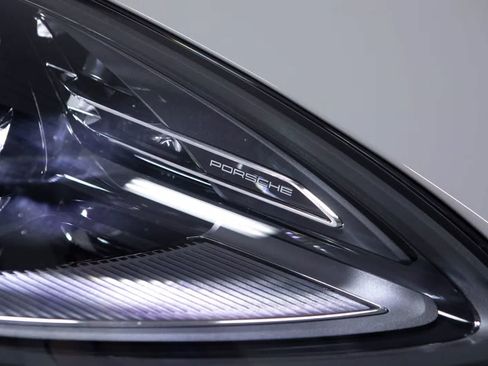 Used 2026 Porsche Macan S AWD/4WD image 16