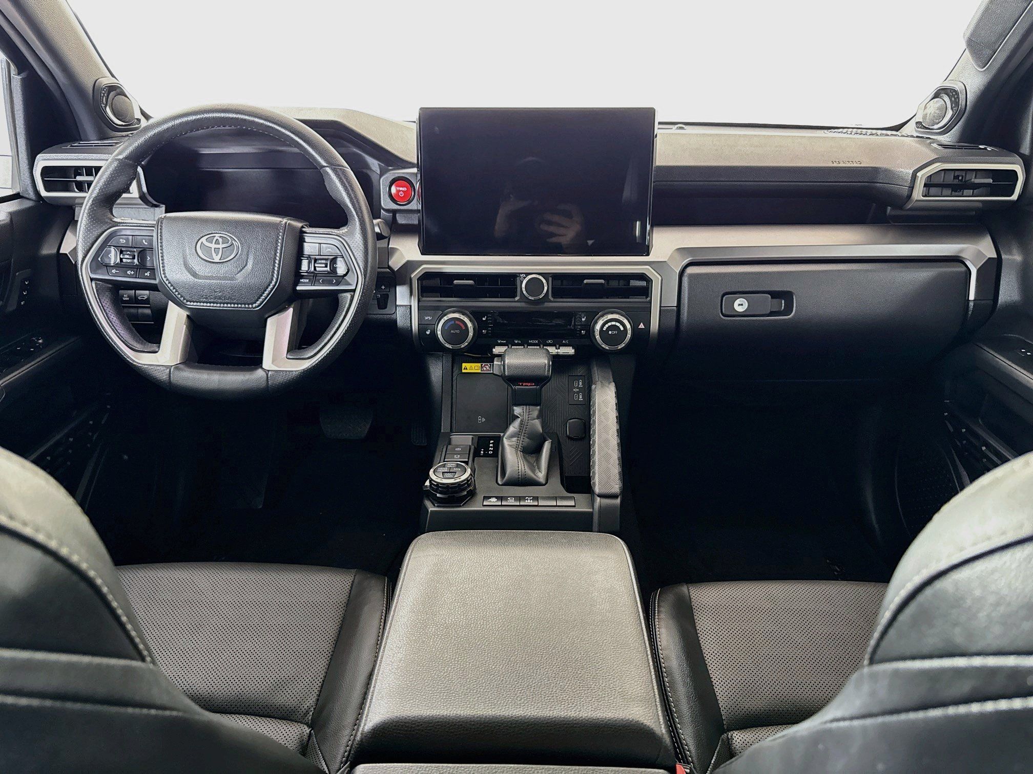 Certified 2025 Toyota 4Runner TRD Off-Road Premium w/ Tow Technology Package AWD/4WD image 3