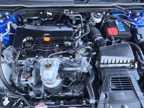 Used 2024 Honda Civic Sport image 25