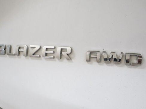 Used 2023 Chevrolet Blazer LT AWD/4WD image 24