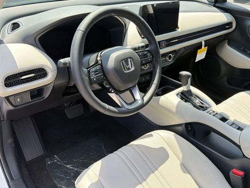 New 2026 Honda HR-V EX-L image 4