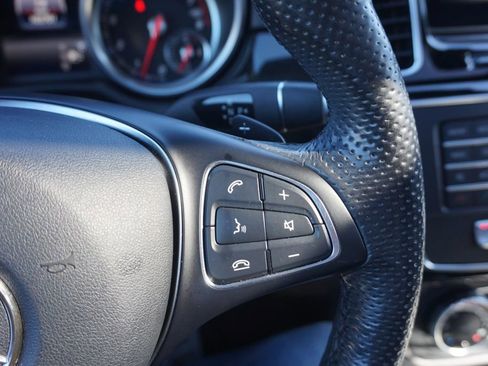 Used 2018 Mercedes-Benz GLE 350 4MATIC image 36